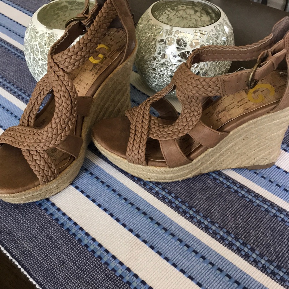 Wedge heels